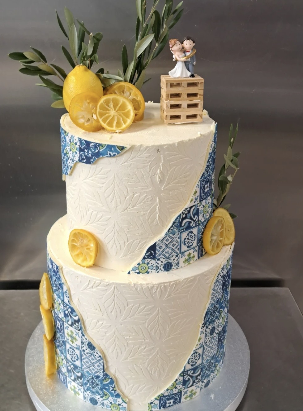 Zweistöckige Torte